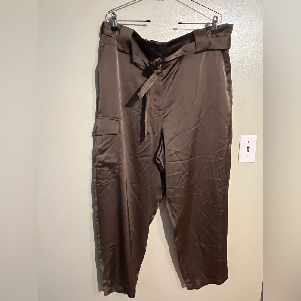 Talbots Womens Olive Cargo Pants Satin Belted Paper Bag Size 18 NWT